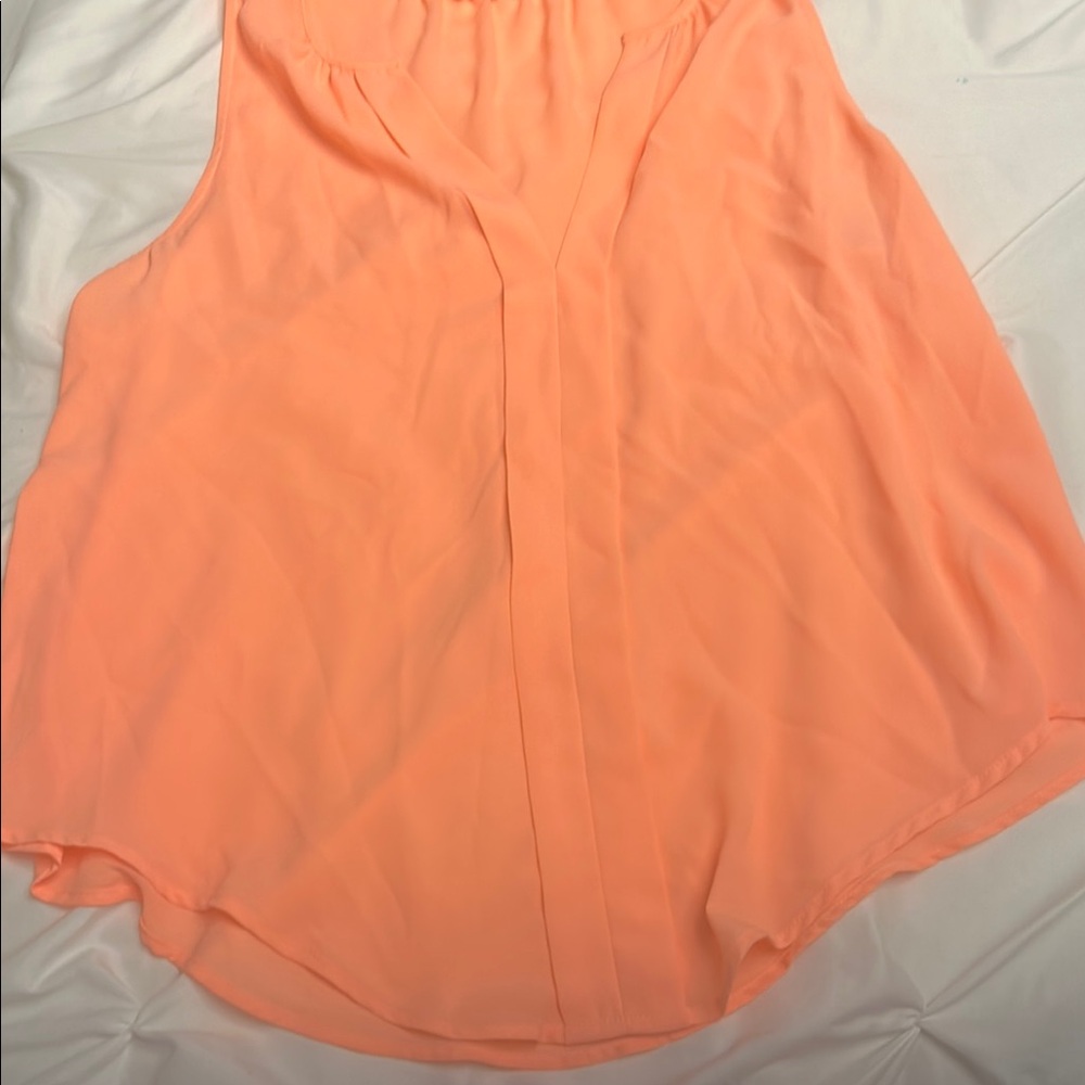 Peach Sleeveless Women's Top 💥